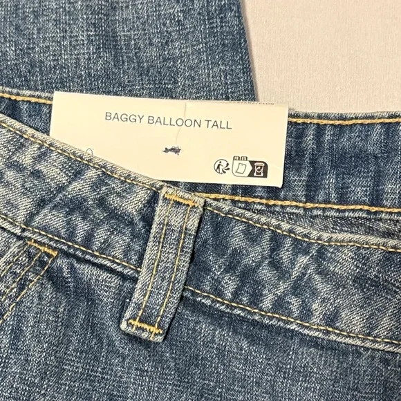Bershka Baggy Balloon Fit High Rise Jeans Size 8 Tall NWT Barrel Leg - Picture 7 of 13